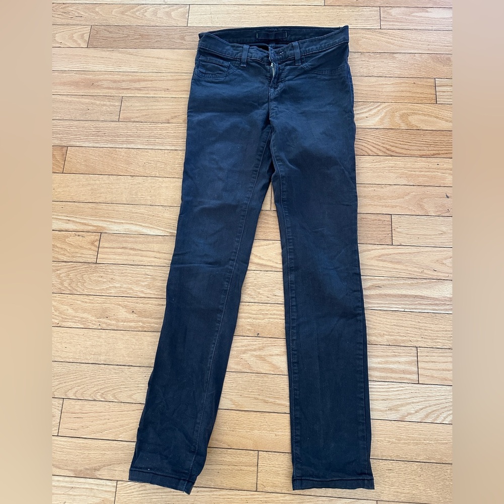J Brand Black Skinny Jeans with Sleek Fit